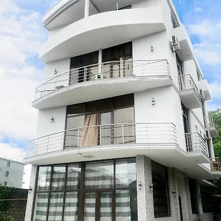 Tiktok House Hotel Kobuleti Exterior photo